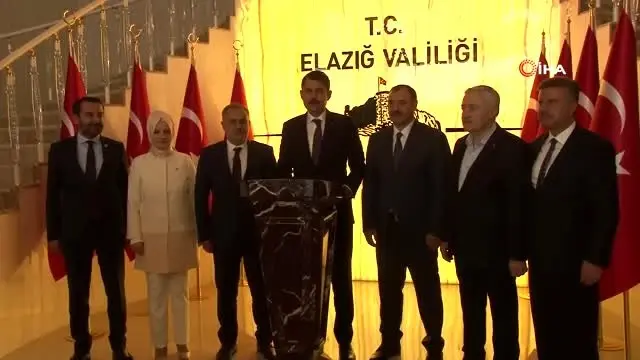 Bakan Kurum: 'Bebek katillerine ne cevap vereceğimizi dünyaya gösterdik' Bakan Kurum: 'Bebek katillerine ne cevap vereceğimizi dünyaya gösterdik'