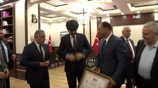 Bakan Kurum: Bebek katillerine ne cevap vereceğimizi dünyaya gösterdik