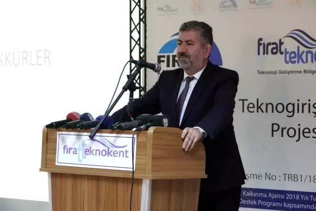 Bakan Yardımcısı Dönmez: 'Türkiye için sıçrama ve atlama zamanı' Bakan Yardımcısı Dönmez: 'Türkiye için sıçrama ve atlama zamanı'