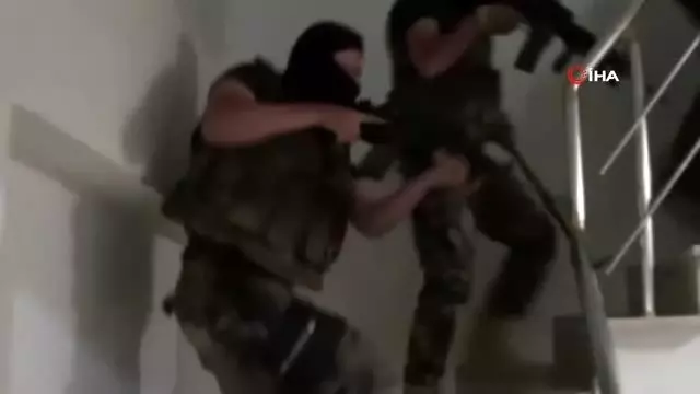 İstanbul'da DEAŞ operasyonu: 6 gözaltı İstanbul'da DEAŞ operasyonu: 6 gözaltı