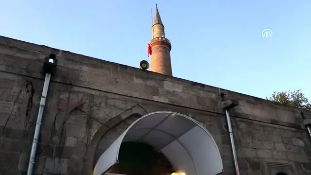 Mehmetçik için camilerde Fetih suresi okundu Mehmetçik için camilerde Fetih suresi okundu