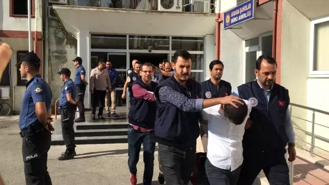 Mersin'deki tefeci operasyonunda 4 kişi tutuklandı Mersin'deki tefeci operasyonunda 4 kişi tutuklandı