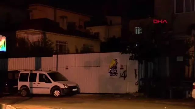 Ölümden döndüler, gecekondunun onarılmasını bekliyorlar Ölümden döndüler, gecekondunun onarılmasını bekliyorlar