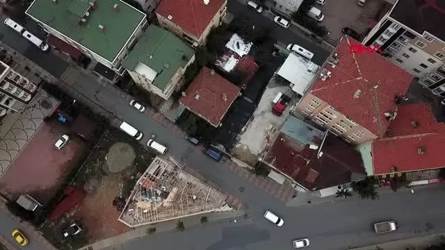 Ölümden döndüler, gecekondunun onarılmasını bekliyorlar Ölümden döndüler, gecekondunun onarılmasını bekliyorlar