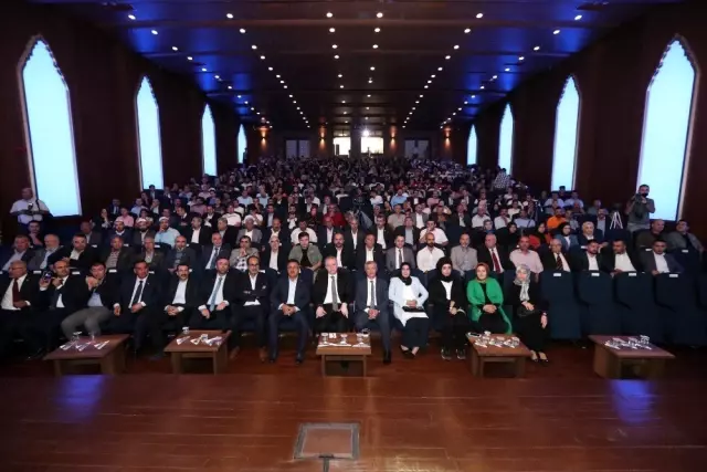 Şahinbey'de Türkiye Dış Politikası ve Dünya Beşten Büyüktür paneli