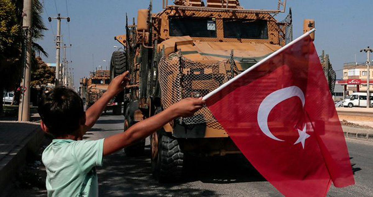 Barış Pınarı Harekatı kapsamında Rasulayn ilçesinin Tel Halef köyü YPG/PKK'lı teröristlerden kurtarıldı