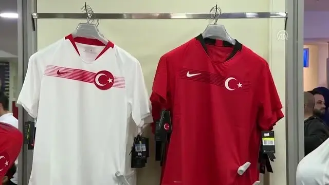TFF Başkanı Özdemir, Türkiye - Arnavutluk maçı öncesinde açıklamalarda bulundu TFF Başkanı Özdemir, Türkiye - Arnavutluk maçı öncesinde açıklamalarda bulundu