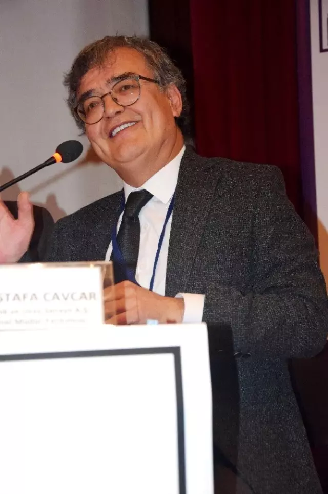 Uçak ve uzay sektörünün gelişimi için önce eğitim Uçak ve uzay sektörünün gelişimi için önce eğitim