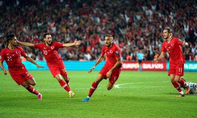 A Milli Takımımız son dakikada attı, Kadıköy yıkıldı!