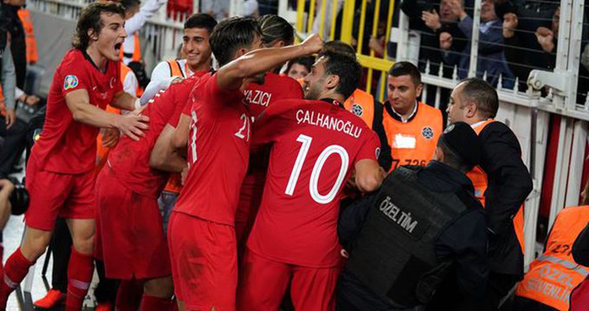 A Milli Takımımız son dakikada attı, Kadıköy yıkıldı!