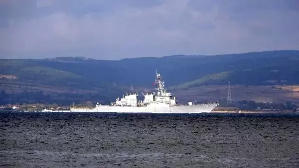 Abd savaş gemisi, çanakkale boğazı'ndan geçti Abd savaş gemisi, çanakkale boğazı'ndan geçti