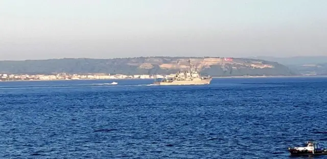 ABD savaş gemisi 'USS Porter', Çanakkale Boğazı'ndan geçti ABD savaş gemisi 'USS Porter', Çanakkale Boğazı'ndan geçti