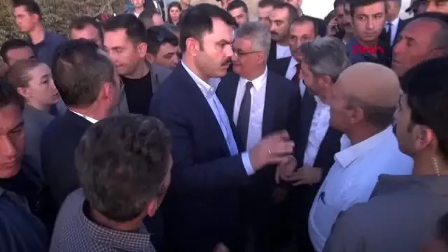 Adıyaman bakan kurum güvenli bölgede 700 bin nüfus köylerde, 300 bin ilçelerde barınacak Adıyaman bakan kurum güvenli bölgede 700 bin nüfus köylerde, 300 bin ilçelerde barınacak