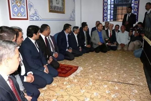 Bakan kurum: güvenli bölgede 700 bin nüfus köylerde, 300 bin ilçelerde barınacak (2) Bakan kurum: güvenli bölgede 700 bin nüfus köylerde, 300 bin ilçelerde barınacak (2)