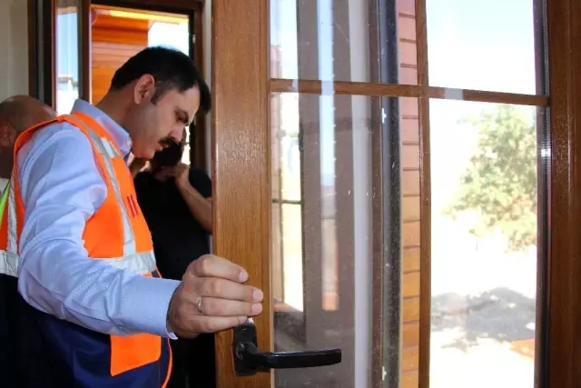 Bakan Kurum, 'Operasyon bittiği zaman yerleşim alanı inşası projesini hayata geçireceğiz' Bakan Kurum, 'Operasyon bittiği zaman yerleşim alanı inşası projesini hayata geçireceğiz'