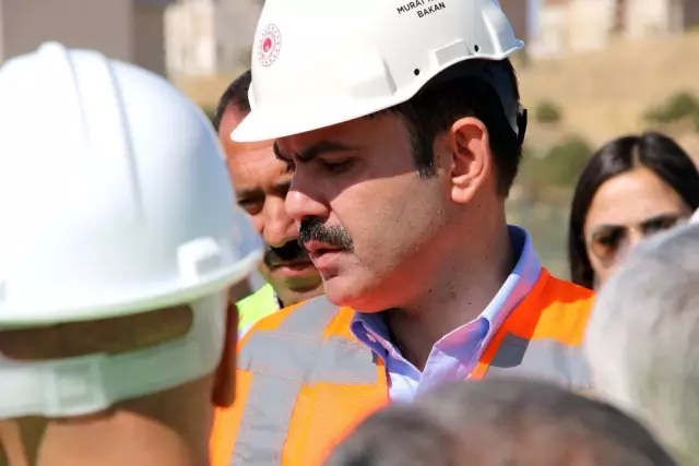 Bakan Kurum, 'Operasyon bittiği zaman yerleşim alanı inşası projesini hayata geçireceğiz' Bakan Kurum, 'Operasyon bittiği zaman yerleşim alanı inşası projesini hayata geçireceğiz'