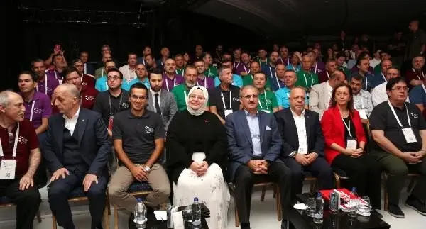 Bakan selçuk: 2 yılda 16 bin çocuk işçiye ulaştık Bakan selçuk: 2 yılda 16 bin çocuk işçiye ulaştık