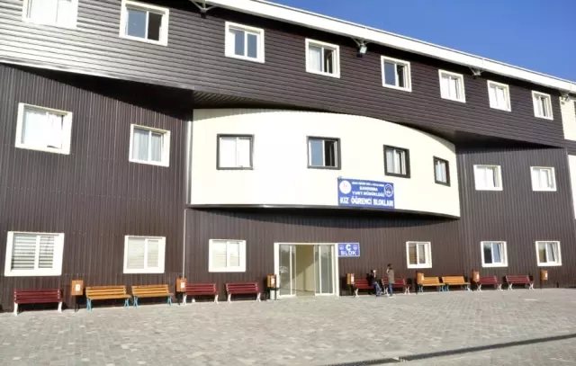 Bandırma'ya yeni yurt müjdesi Bandırma'ya yeni yurt müjdesi