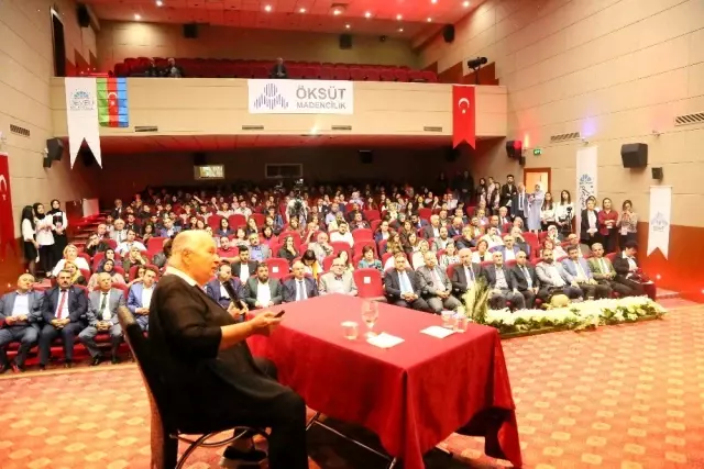 Başkan Mehmet Cabbar: 'Develi'yi daha çok tanıtma gayreti içerisindeyiz' Başkan Mehmet Cabbar: 'Develi'yi daha çok tanıtma gayreti içerisindeyiz'