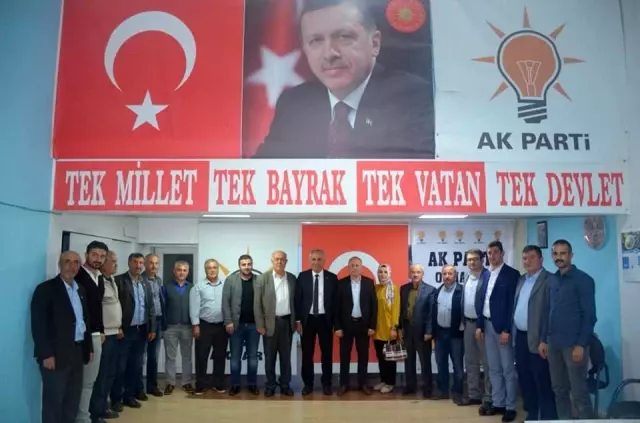 Başkan Yaman, AK Parti İlçe Teşkilatı üyeleri ile bir araya geldi Başkan Yaman, AK Parti İlçe Teşkilatı üyeleri ile bir araya geldi