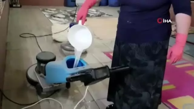 Çok sevdiği işi yapmak için ahırı halı yıkama tesisine çevirdi Çok sevdiği işi yapmak için ahırı halı yıkama tesisine çevirdi