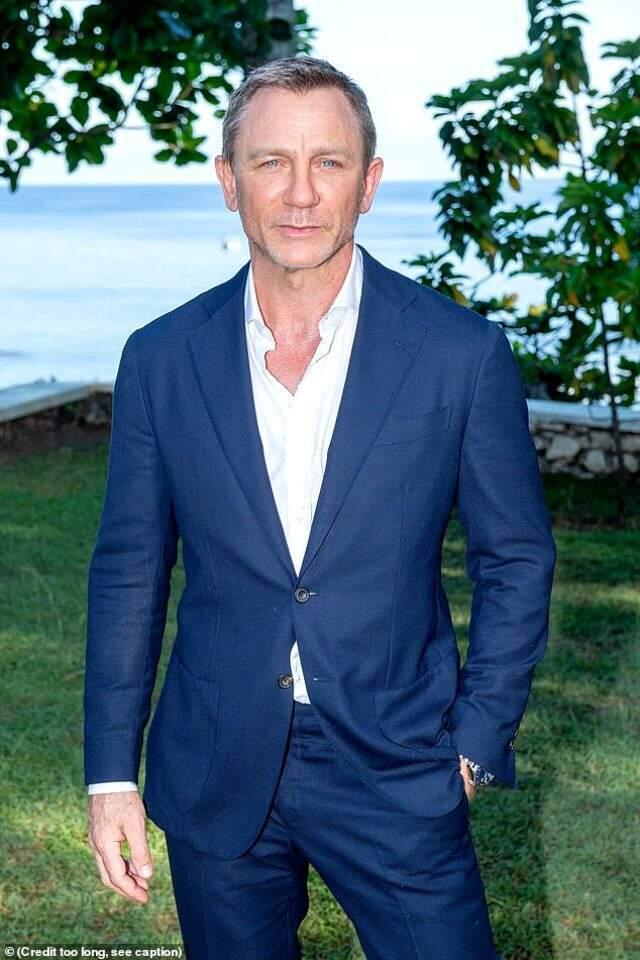 James Bond filminde yapılan unutkanlık İngiltere'de bomba paniğine sebep oldu