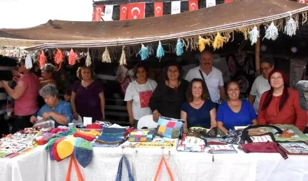 Kaş'ta 'kapya biber festivali'nin ilki düzenlendi Kaş'ta 'kapya biber festivali'nin ilki düzenlendi