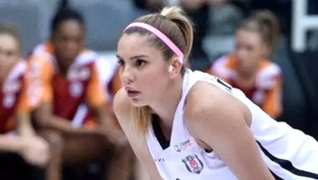 Kübra Siyahdemir, Bellona Kayseri Basketbol'da! Kübra Siyahdemir, Bellona Kayseri Basketbol'da!