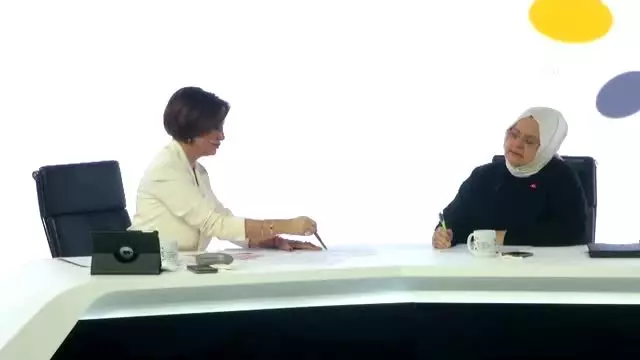 Zehra Zümrüt Selçuk: '(Çocuk işçiler) Çocuk hizmet müdahale ekibi kurduk' Zehra Zümrüt Selçuk: '(Çocuk işçiler) Çocuk hizmet müdahale ekibi kurduk'