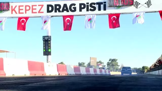 Hız tutkunları Antalya'da buluştu Hız tutkunları Antalya'da buluştu