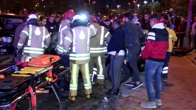 Kartal'da otomobil park halindeki lüks cipe çarptı: 2 ağır yaralı