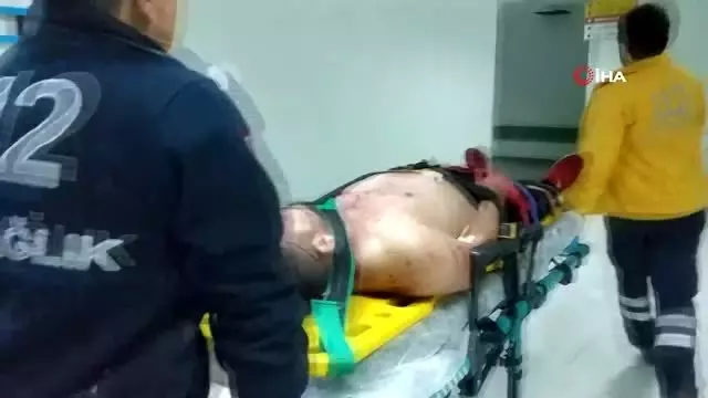 Millet Bahçesi inşaat alanında bıçaklı kavga: 1'i ağır 3 yaralı