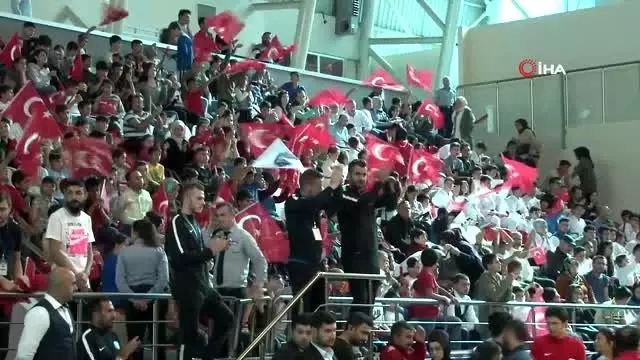 Sancaktepe Spor Şöleni'ne coşkulu açılış Sancaktepe Spor Şöleni'ne coşkulu açılış