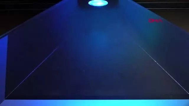 Van'da 3 boyutlu hologram cihazı üretti, ihraç etmek istiyor Van'da 3 boyutlu hologram cihazı üretti, ihraç etmek istiyor