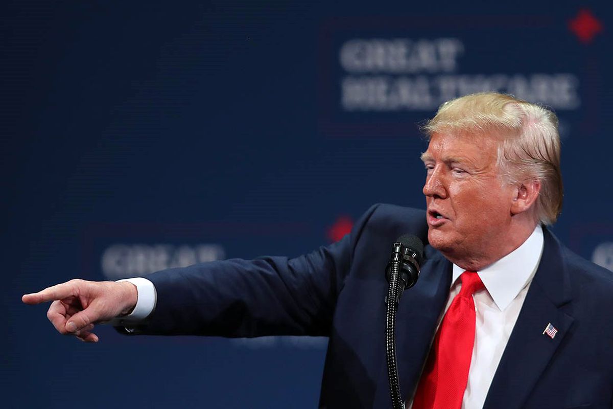 Trump'tan yeni Türkiye açıklaması: Bırakın Suriye ile Esad, Kürtleri korusun