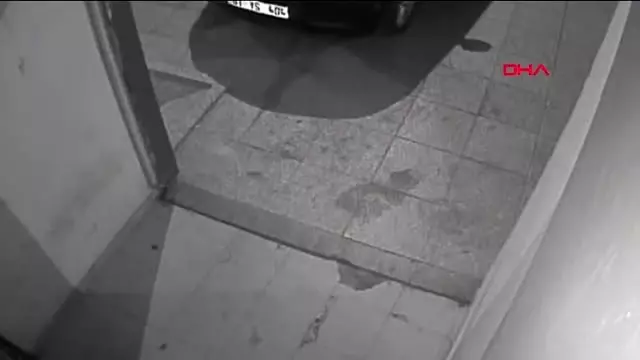 Adana ilişki için anlaştığı kadınları gasp edip, kredi kartı borcunu ödemiş