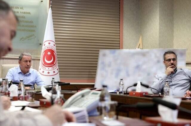 Bakan Akar, MİT Başkanı Hakan Fidan'la görüştü