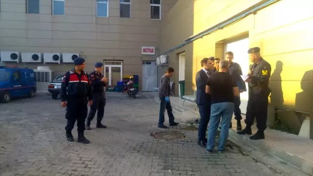 Balıkesir'de düzensiz göçmenleri taşıyan tekne battı Balıkesir'de düzensiz göçmenleri taşıyan tekne battı