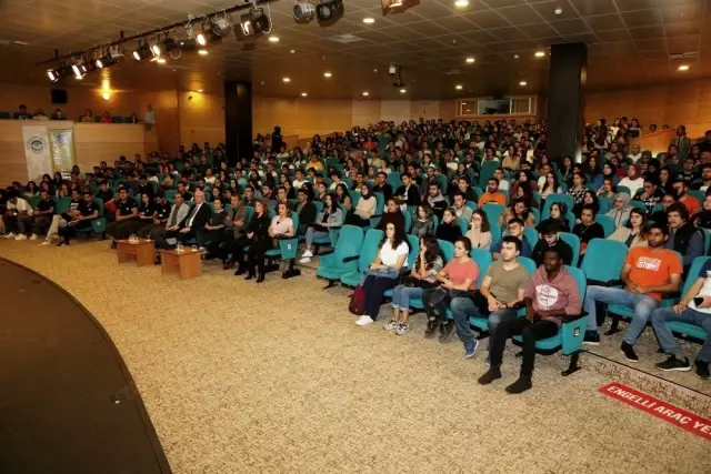 Başkan Kazım Kurt, Anadolu Kaşifleri Öğrenci Topluluğunun tanışma toplantısına katıldı Başkan Kazım Kurt, Anadolu Kaşifleri Öğrenci Topluluğunun tanışma toplantısına katıldı