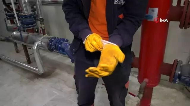 Başkent'in dört bir yanında ilaçlama çalışmalarına aralıksız devam ediliyor Başkent'in dört bir yanında ilaçlama çalışmalarına aralıksız devam ediliyor