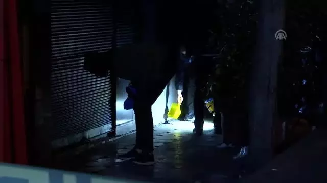 Beyoğlu'nda patlama sesi polisi harekete geçirdi Beyoğlu'nda patlama sesi polisi harekete geçirdi