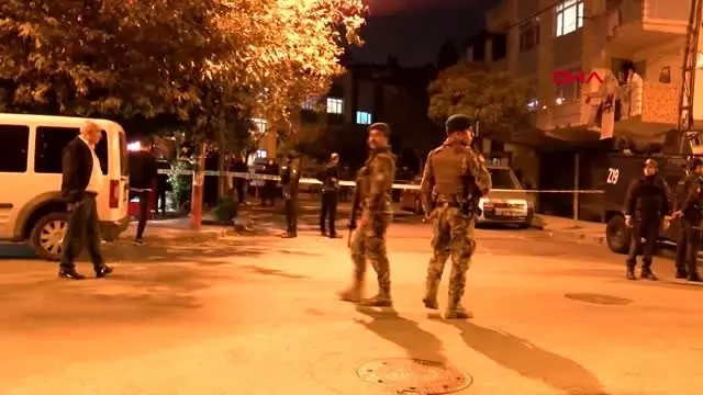 Beyoğlu'nda ses bombası paniği Beyoğlu'nda ses bombası paniği