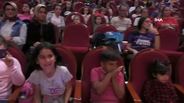 Büyükşehir kız çocuklarını unutmadı Büyükşehir kız çocuklarını unutmadı