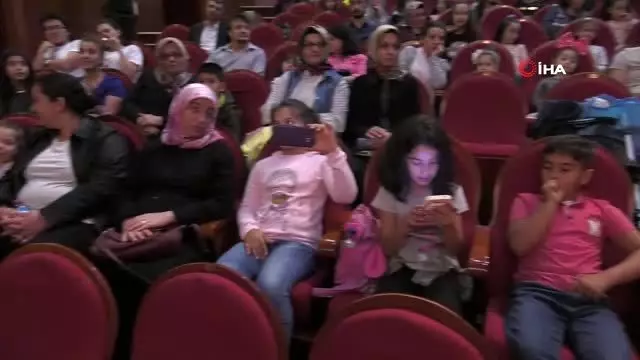 Büyükşehir kız çocuklarını unutmadı Büyükşehir kız çocuklarını unutmadı
