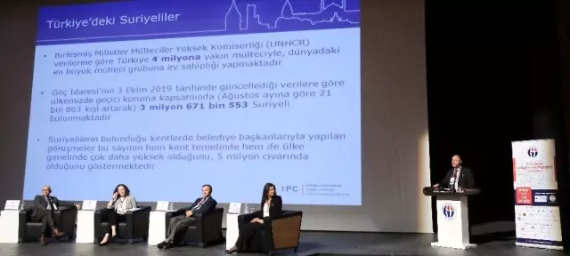 Dünya Göç ve Mülteci Kongresi geniş katlımla başladı Dünya Göç ve Mülteci Kongresi geniş katlımla başladı