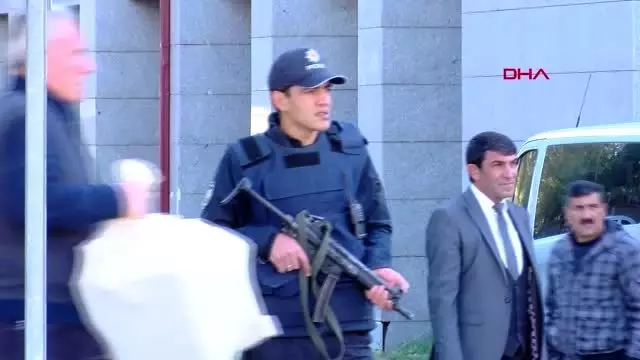 Erzurum 1,5 tonluk eroinin sanıkları hakim karşısında Erzurum 1,5 tonluk eroinin sanıkları hakim karşısında