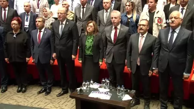 GAÜN'de dev dünya göç ve mülteci kongresi GAÜN'de dev dünya göç ve mülteci kongresi