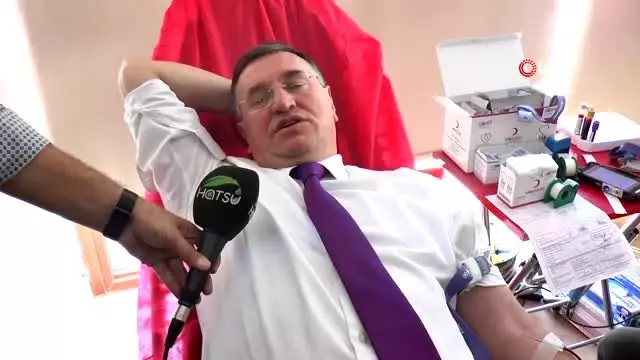 Hatay Büyükşehir ve HATSU'dan Mehmetçik için kan bağışı