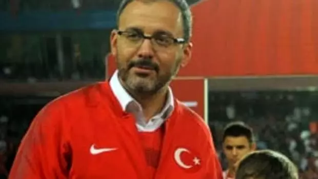 Hükümetten Enver Cenk Şahin'e destek Hükümetten Enver Cenk Şahin'e destek