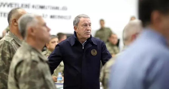 Milli Savunma Bakanı Akar'dan CHP, MHP ve İYİ Parti'ye Barış Pınarı Harekatı ziyareti Milli Savunma Bakanı Akar'dan CHP, MHP ve İYİ Parti'ye Barış Pınarı Harekatı ziyareti